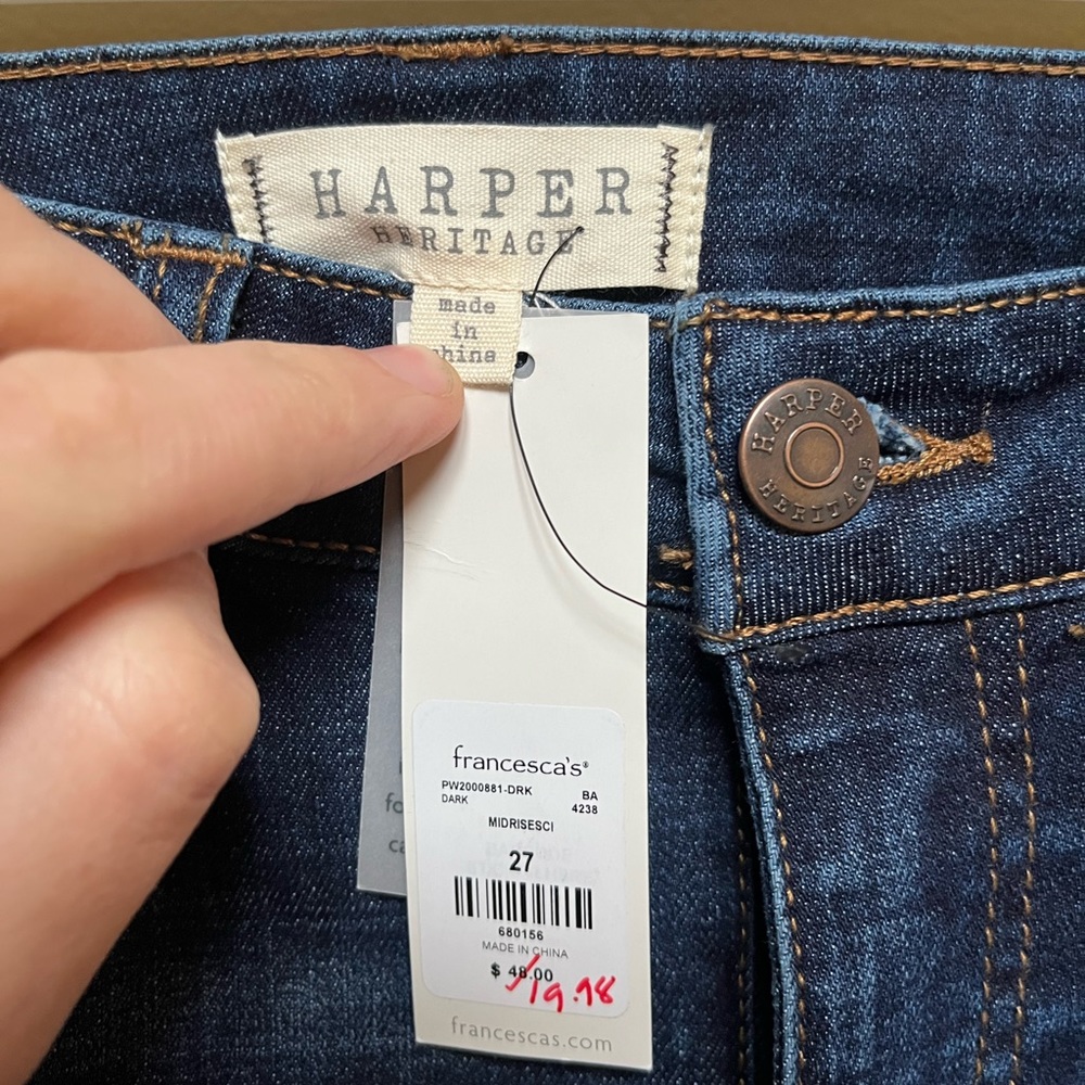 NWT Mid rise skinny jeans - Picture 2 of 4